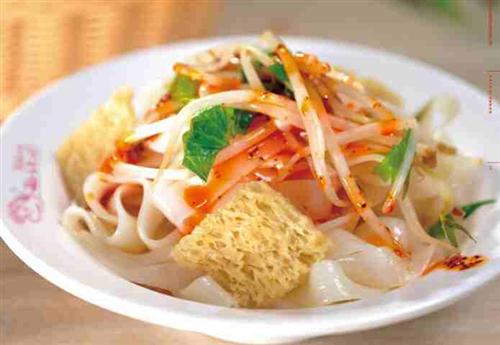 涼皮制作方法學習圖片，涼皮技術學習圖片，涼皮學習的費用圖片-中科商務網-中原小吃培訓學校