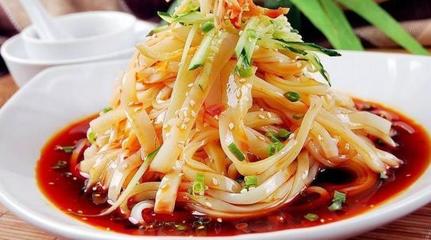 陜十三涼皮日照聯(lián)系市式:創(chuàng)業(yè)加盟新機遇,共筑美食夢想未來